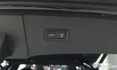 Porsche Cayenne 2023 3.0 Автомат в Москве № 165206, миниатюра 3