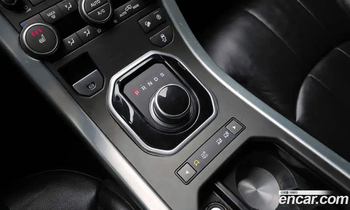 Land Rover Range-Rover Evoque 2018 2.0 Автомат в Москве № 166311, фото 19