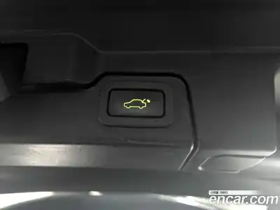 Land Rover Range-Rover Evoque 2018 2.0 Автомат в Москве № 166311, миниатюра 2