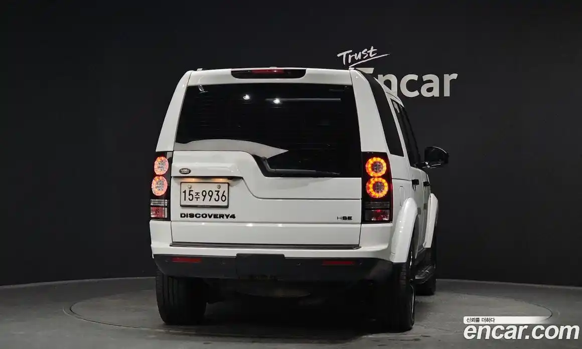 Land Rover Discovery 2015 3.0 Автомат в Москве № 166468, фото 19