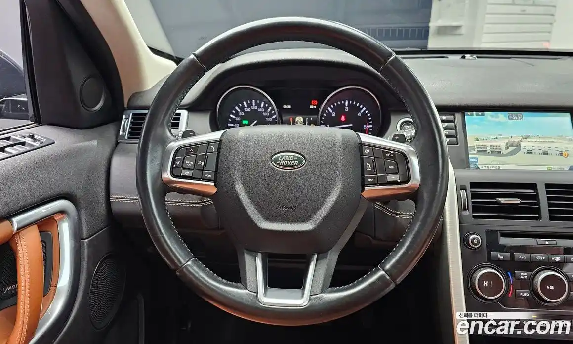 Land Rover Discovery Sport 2016 2.0 Автомат в Москве № 166557, фото 18