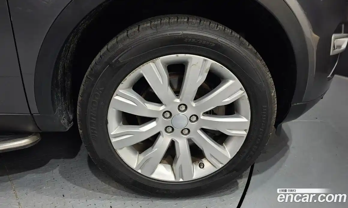 Land Rover Discovery Sport 2016 2.0 Автомат в Москве № 166557, фото 20