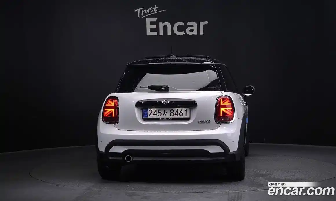 Mini Cooper 2024 1.5 Автомат в Москве № 167001, фото 14