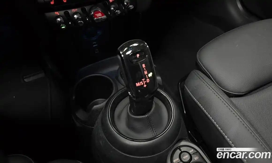 Mini Cooper 2024 1.5 Автомат в Москве № 167001, фото 18