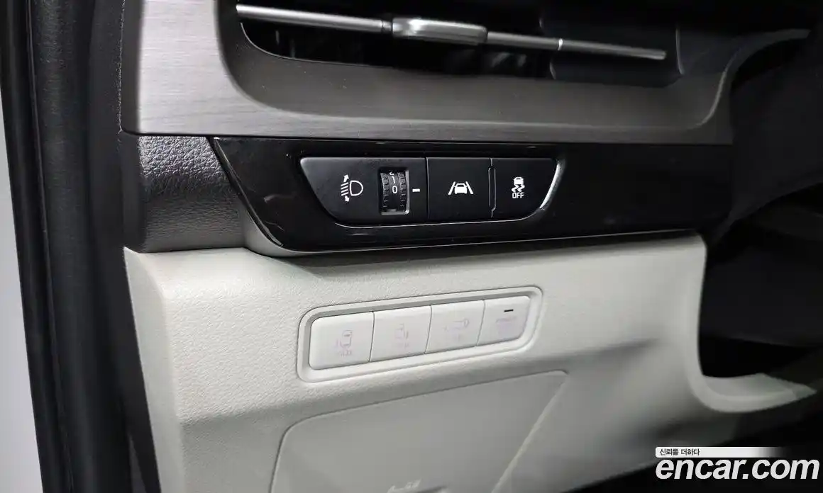 Kia Canival 2021 2.2 Автомат в Москве № 16704, фото 18