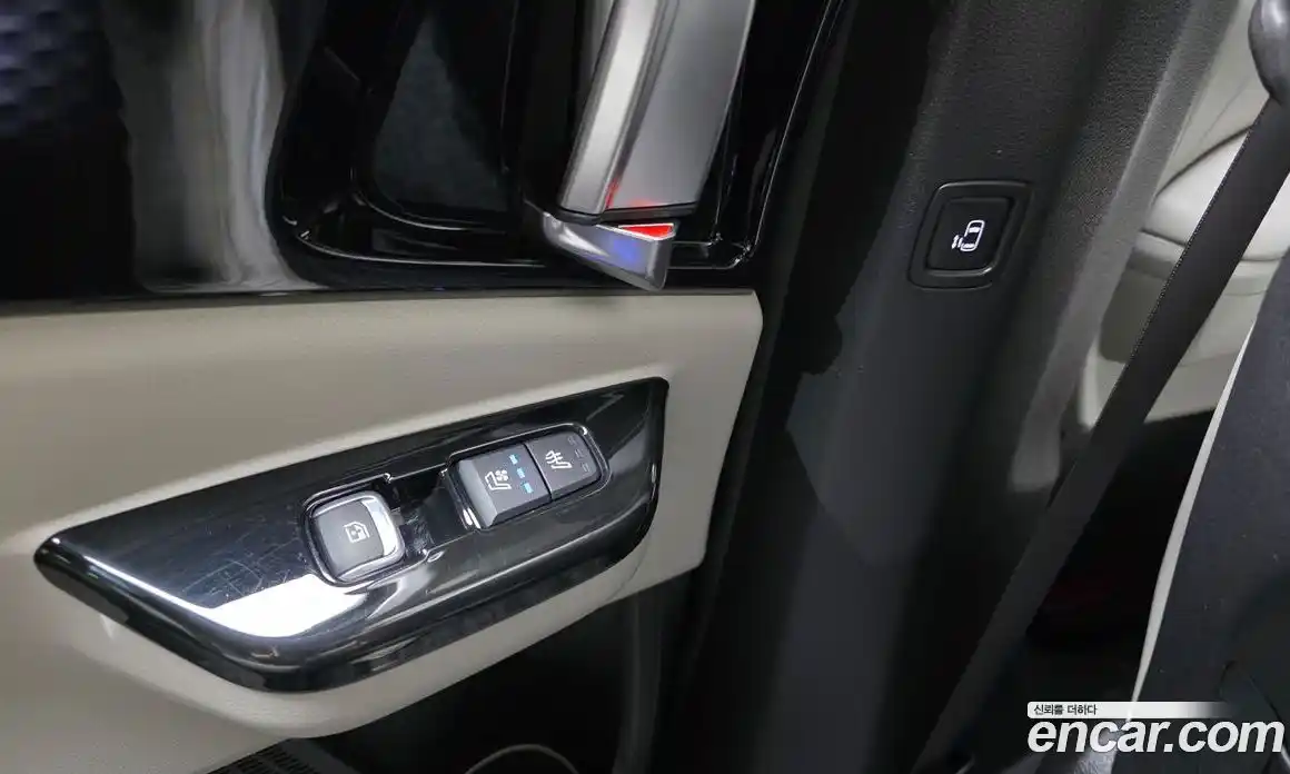 Kia Canival 2021 2.2 Автомат в Москве № 16704, фото 6