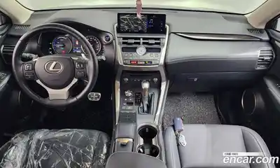Lexus NX 2018 2.5 Автомат в Москве № 168142, миниатюра 12
