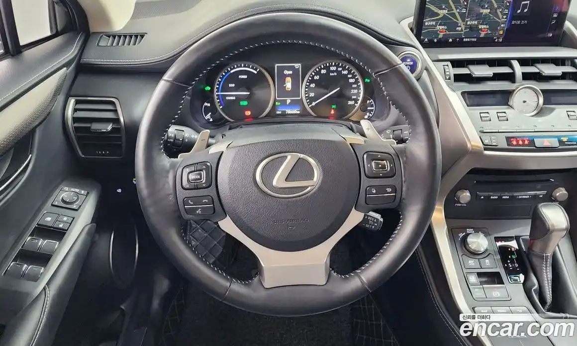 Lexus NX 2018 2.5 Автомат в Москве № 168142, фото 4