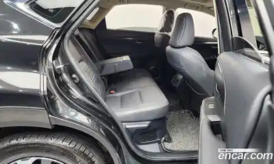 Lexus NX 2018 2.5 Автомат в Москве № 168142, миниатюра 9