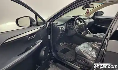 Lexus NX 2018 2.5 Автомат в Москве № 168142, миниатюра 10