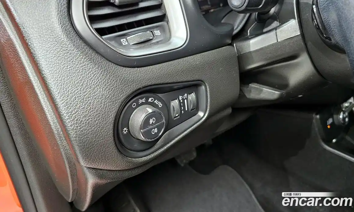 Jeep Renegade 2018 2.0 Автомат в Москве № 169857, фото 12