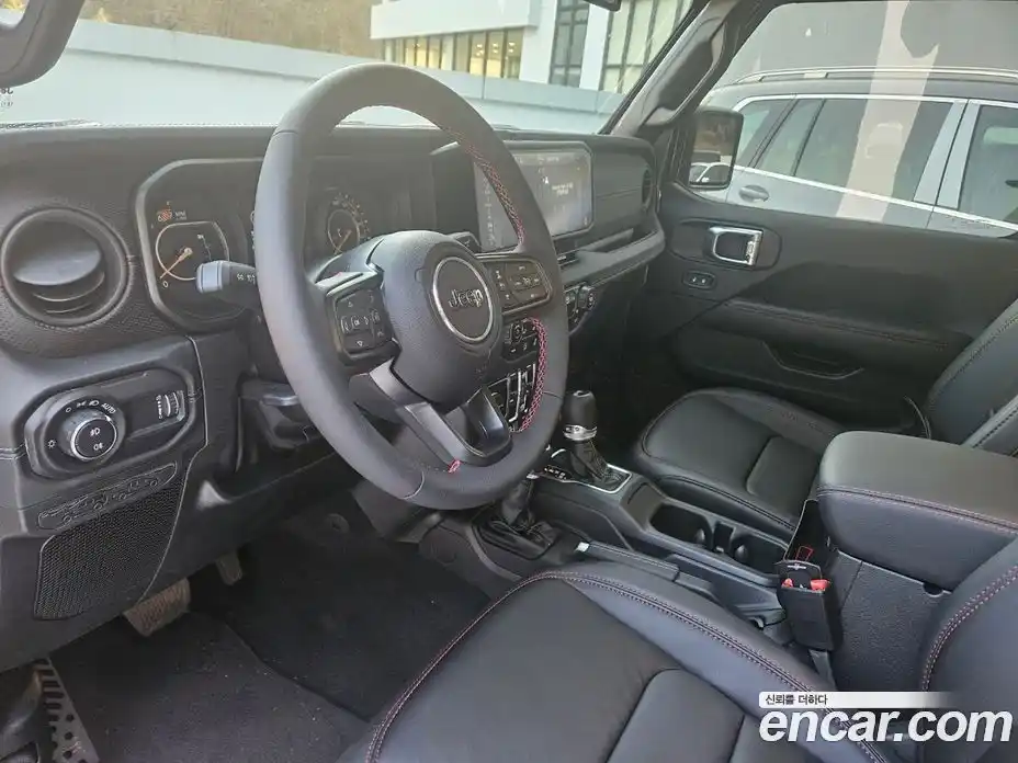 Jeep Wrangler 2024 2.0 Автомат в Москве № 169926, фото 3