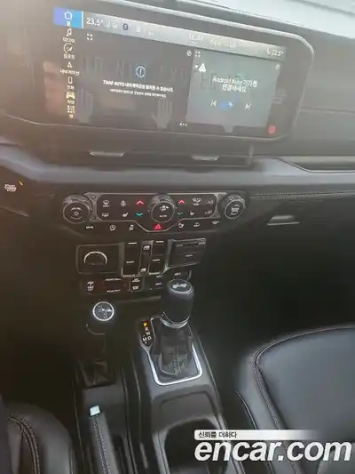 Jeep Wrangler 2024 2.0 Автомат в Москве № 169926, миниатюра 6