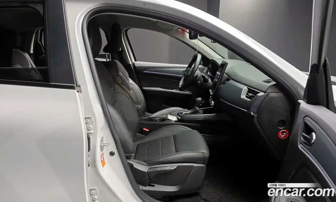 Renault XM3 2020 1.3 Автомат в Москве № 176690, фото 13