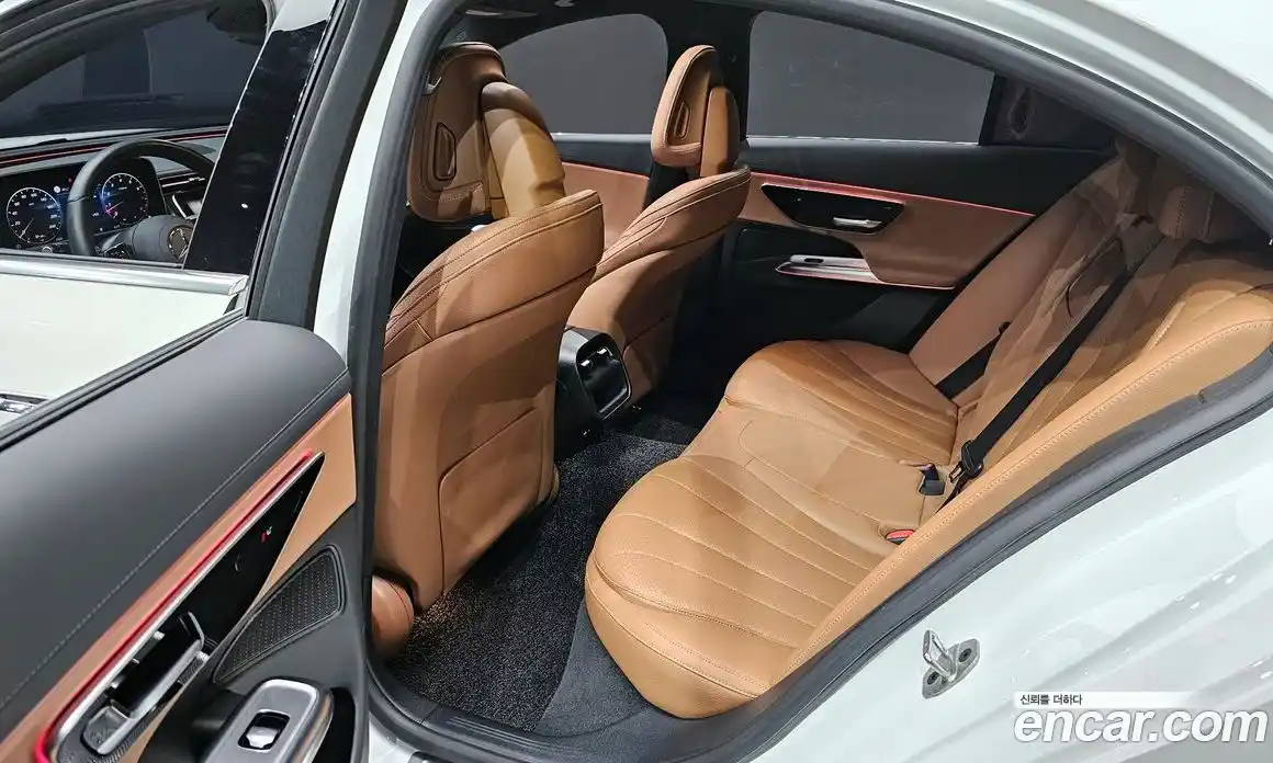 Mercedes-Benz E-Class 2024 2.0 Автомат в Москве № 179358, фото 15