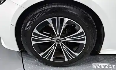 Mercedes-Benz E-Class 2024 2.0 Автомат в Москве № 179358, миниатюра 7