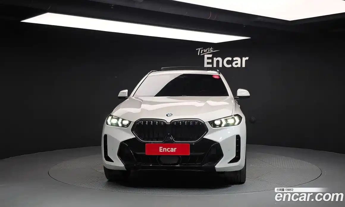 BMW X6 2024 3.0 Автомат в Москве № 187998, фото 16