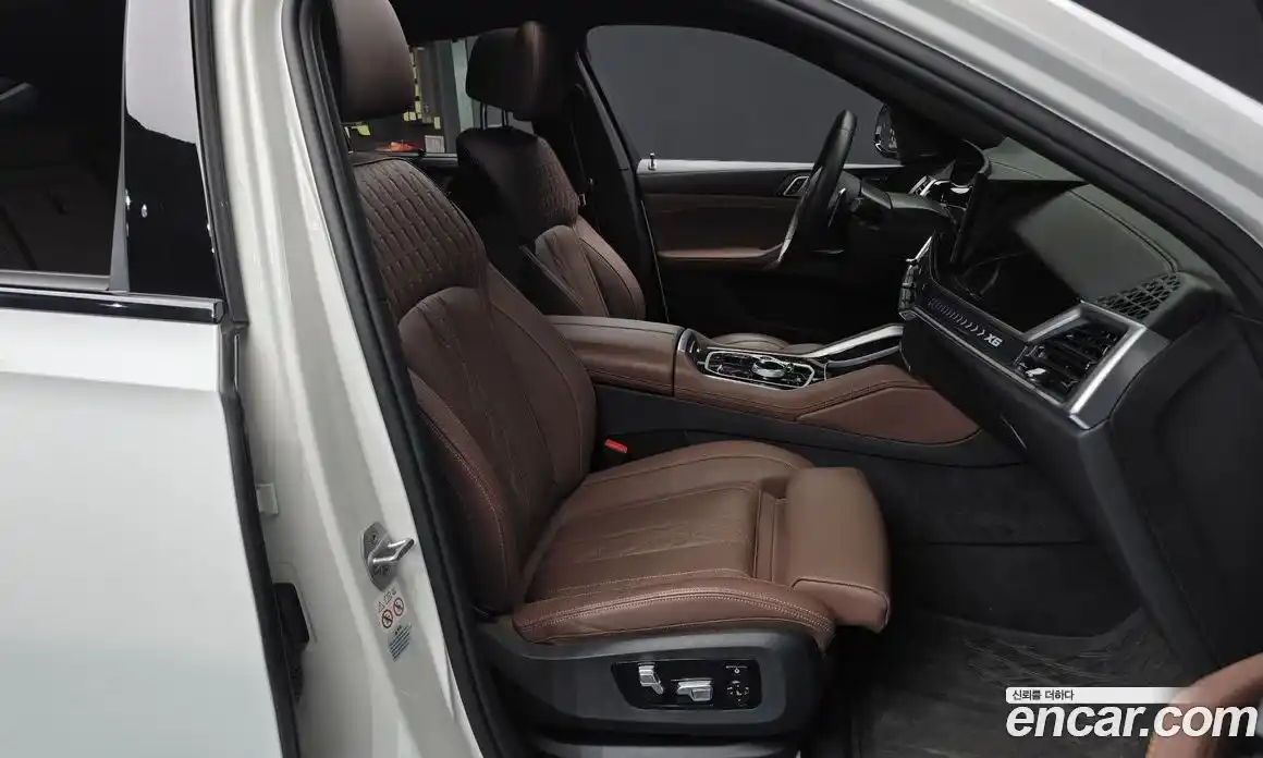 BMW X6 2024 3.0 Автомат в Москве № 187998, фото 9