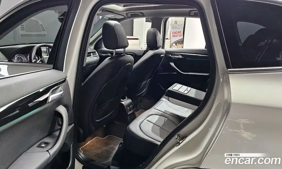 BMW X1 2022 2.0 Автомат в Москве № 188018, фото 11