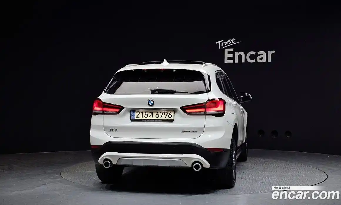 BMW X1 2022 2.0 Автомат в Москве № 188018, фото 13