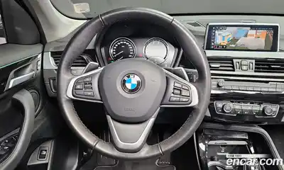 BMW X1 2022 2.0 Автомат в Москве № 188018, миниатюра 3