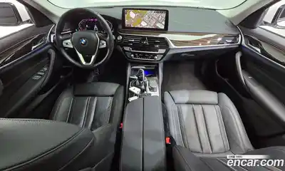 BMW 5-Series 2023 2.0 Автомат в Москве № 188457, миниатюра 2