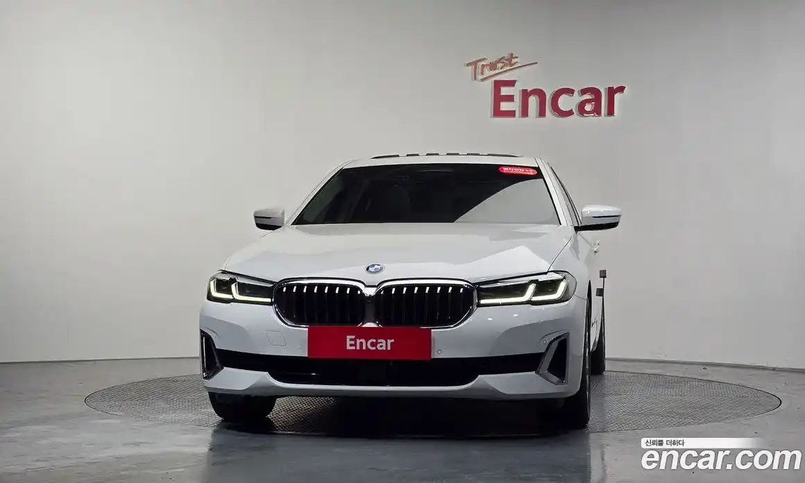 BMW 5-Series 2023 2.0 Автомат в Москве № 188457, фото 3