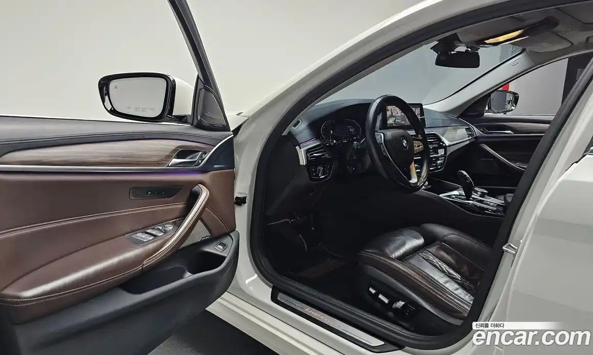 BMW 5-Series 2020 2.0 Автомат в Москве № 192353, фото 14