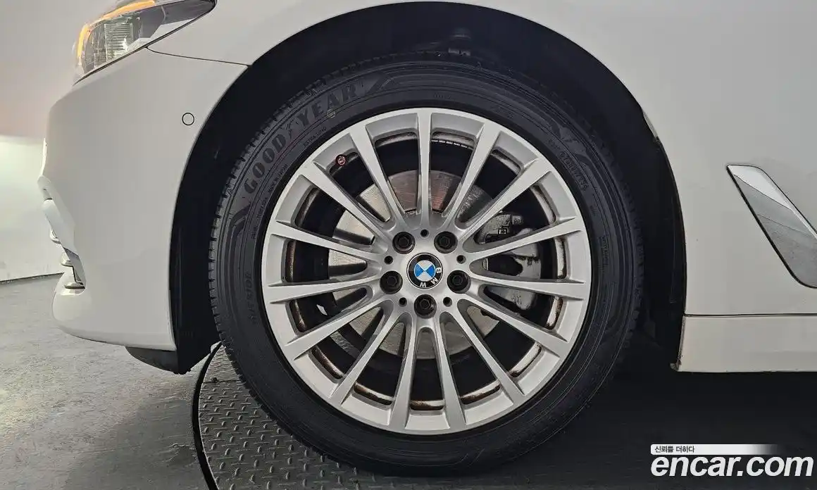 BMW 5-Series 2020 2.0 Автомат в Москве № 192353, фото 15