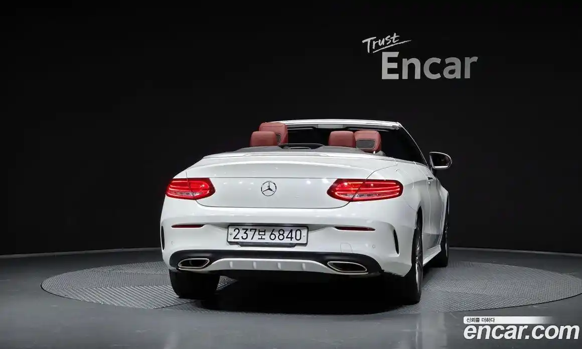 Mercedes-Benz C-Class 2018 2.0 Автомат в Москве № 193892, фото 19