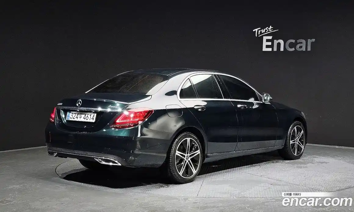 Mercedes-Benz C-Class 2019 1.9 Автомат в Москве № 194108, фото 13