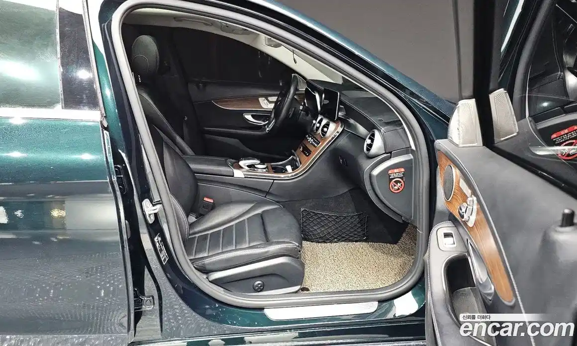 Mercedes-Benz C-Class 2019 1.9 Автомат в Москве № 194108, фото 14