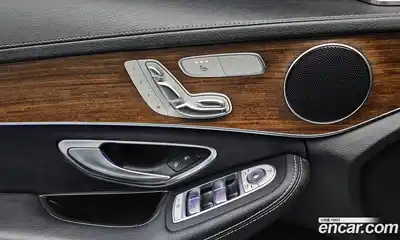 Mercedes-Benz C-Class 2019 1.9 Автомат в Москве № 194108, миниатюра 4