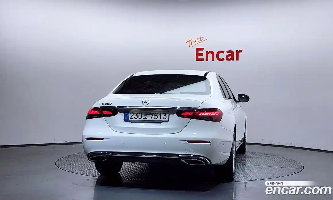 Mercedes-Benz E-Class 2022 2.0 Автомат в Москве № 195050, фото 15