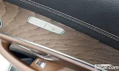 Mercedes-Benz E-Class 2022 2.0 Автомат в Москве № 195050, миниатюра 7