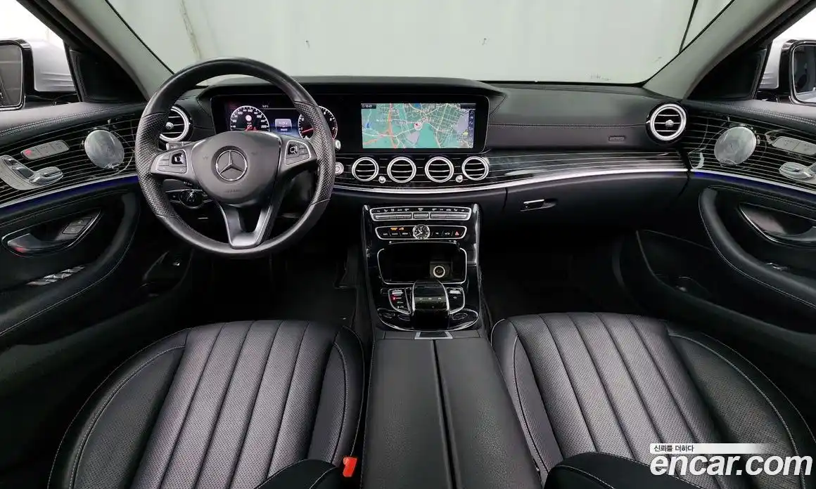 Mercedes-Benz E-Class 2017 3.0 Автомат в Москве № 195662, фото 15