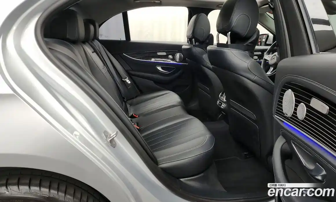 Mercedes-Benz E-Class 2017 3.0 Автомат в Москве № 195662, фото 8