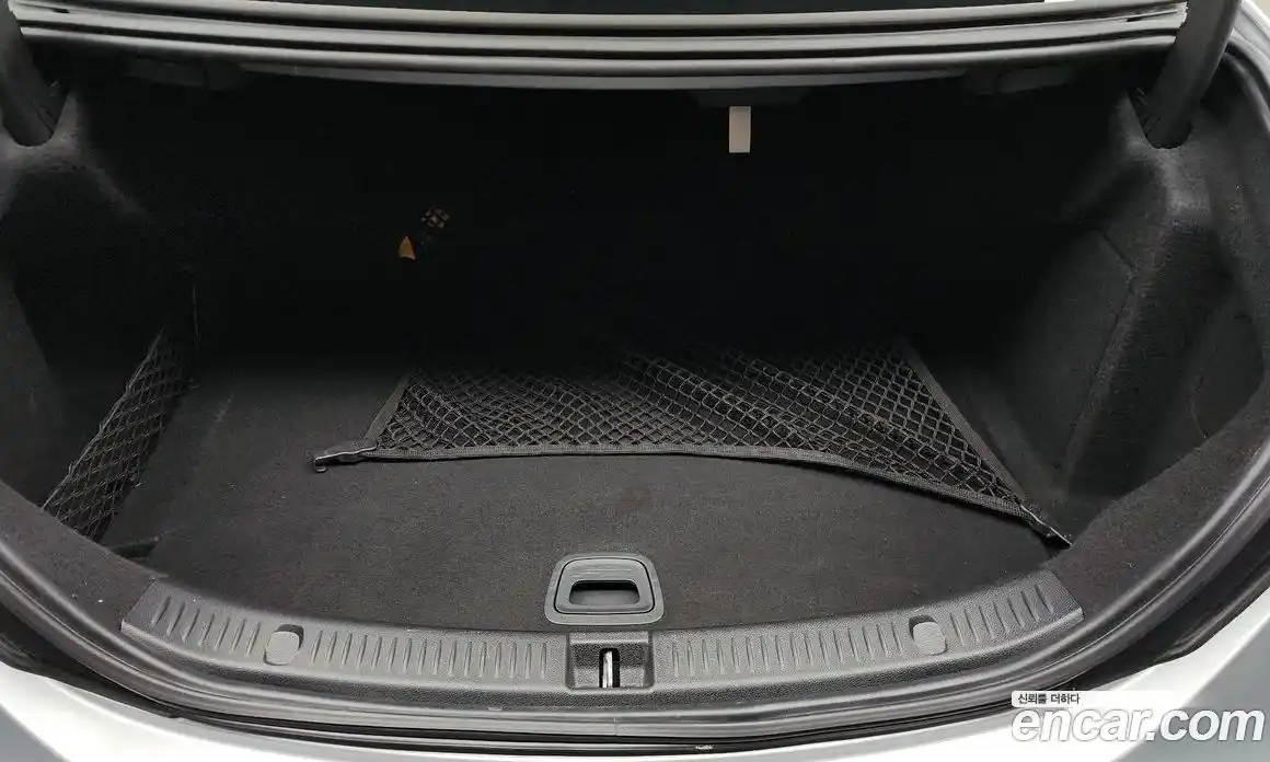 Mercedes-Benz E-Class 2017 3.0 Автомат в Москве № 195662, фото 10