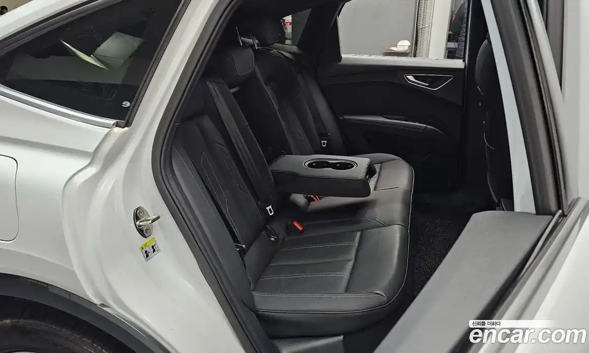 Audi Q4 e-tron 2024 0.2 Автомат в Москве № 196043, фото 12