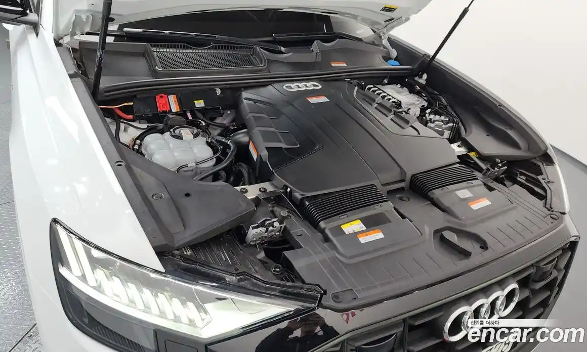 Audi Q8 2023 3.0 Автомат в Москве № 196062, фото 13