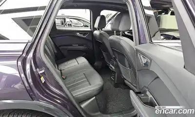 Audi Q4 e-tron 2022 0.2 Автомат в Москве № 196232, миниатюра 2