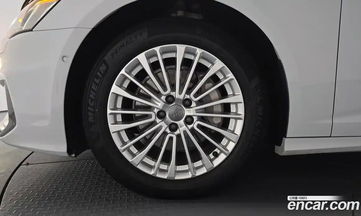 Audi A6 2021 2.0 Автомат в Москве № 196280, фото 20