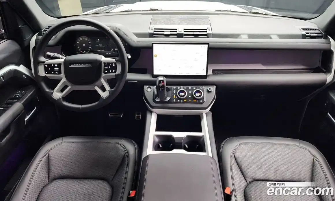 Land Rover Defender 2025 3.0 Автомат в Москве № 198067, фото 1