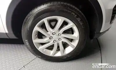 Land Rover Discovery Sport 2017 2.0 Автомат в Москве № 198295, миниатюра 2