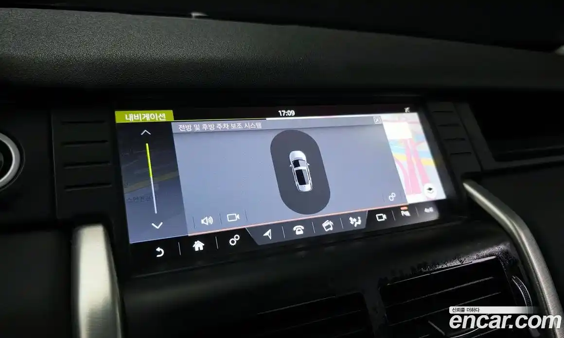 Land Rover Discovery Sport 2017 2.0 Автомат в Москве № 198295, фото 5