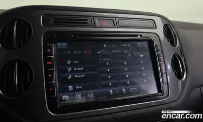 Volkswagen Tiguan 2016 2.0 Автомат в Москве № 199176, миниатюра 8