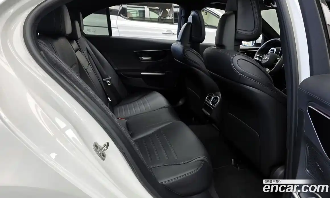 Mercedes-Benz C-Class 2025 2.0 Автомат в Москве № 203779, фото 19