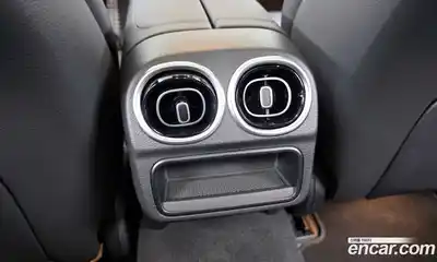 Mercedes-Benz C-Class 2025 2.0 Автомат в Москве № 203779, миниатюра 4