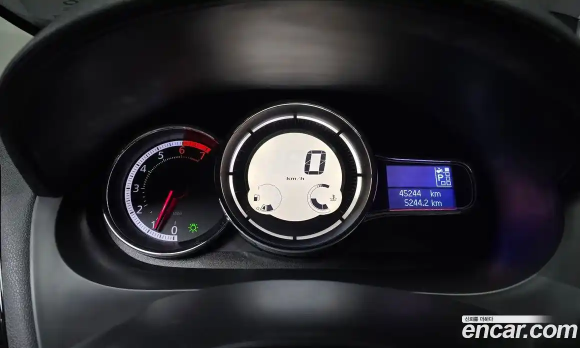 Renault SM3 2016 1.6 Автомат в Москве № 205941, фото 9