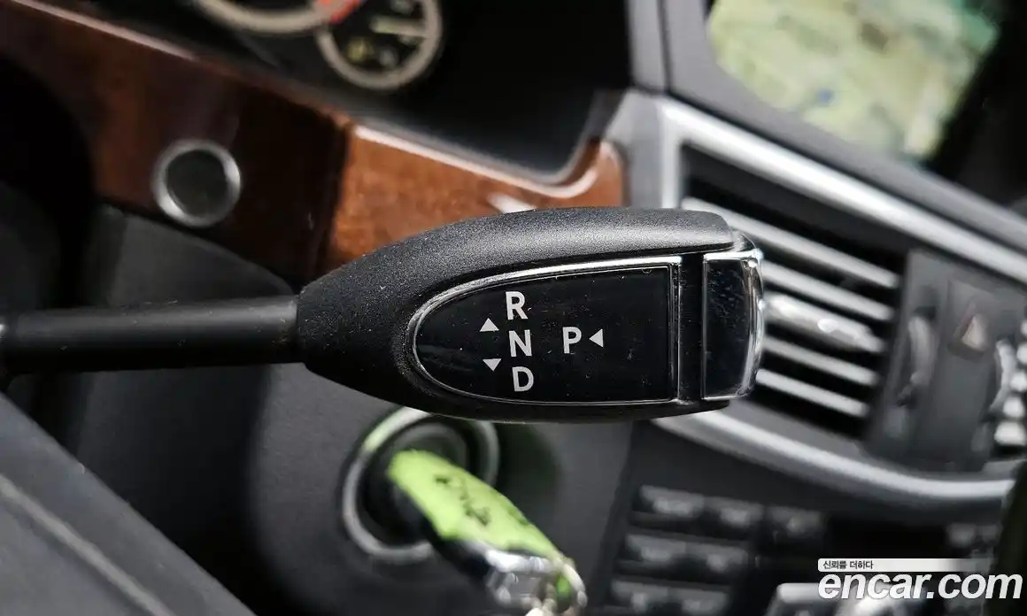 Mercedes-Benz E-Class 2012 3.5 Автомат в Москве № 207984, фото 14